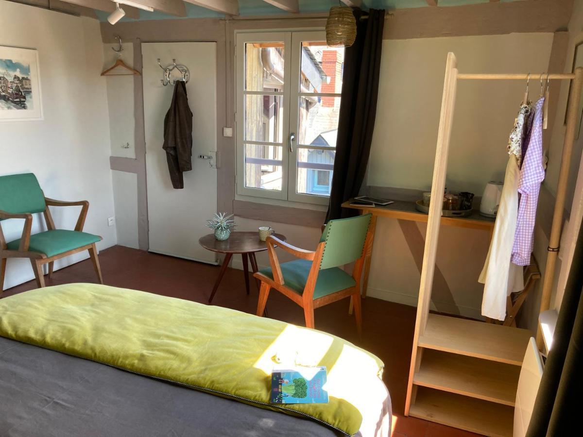 Chambres Chez L'Habitant Capucine Honfleur Exterior photo