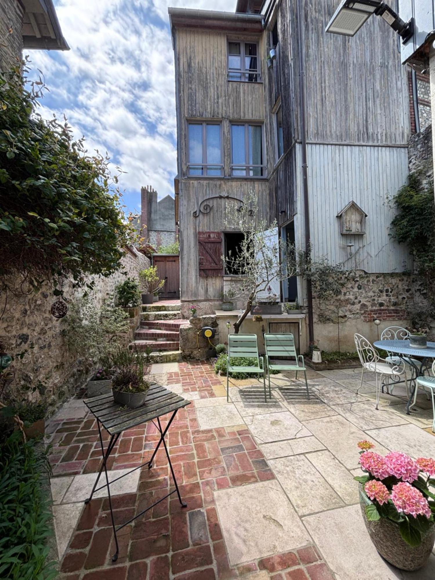 Chambres Chez L'Habitant Capucine Honfleur Exterior photo